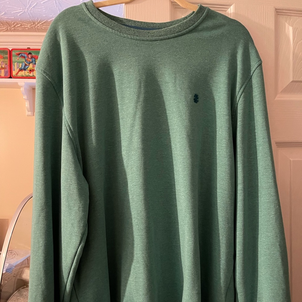 Izod pullover